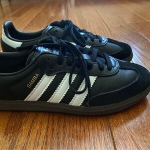 Black Adidas Samba